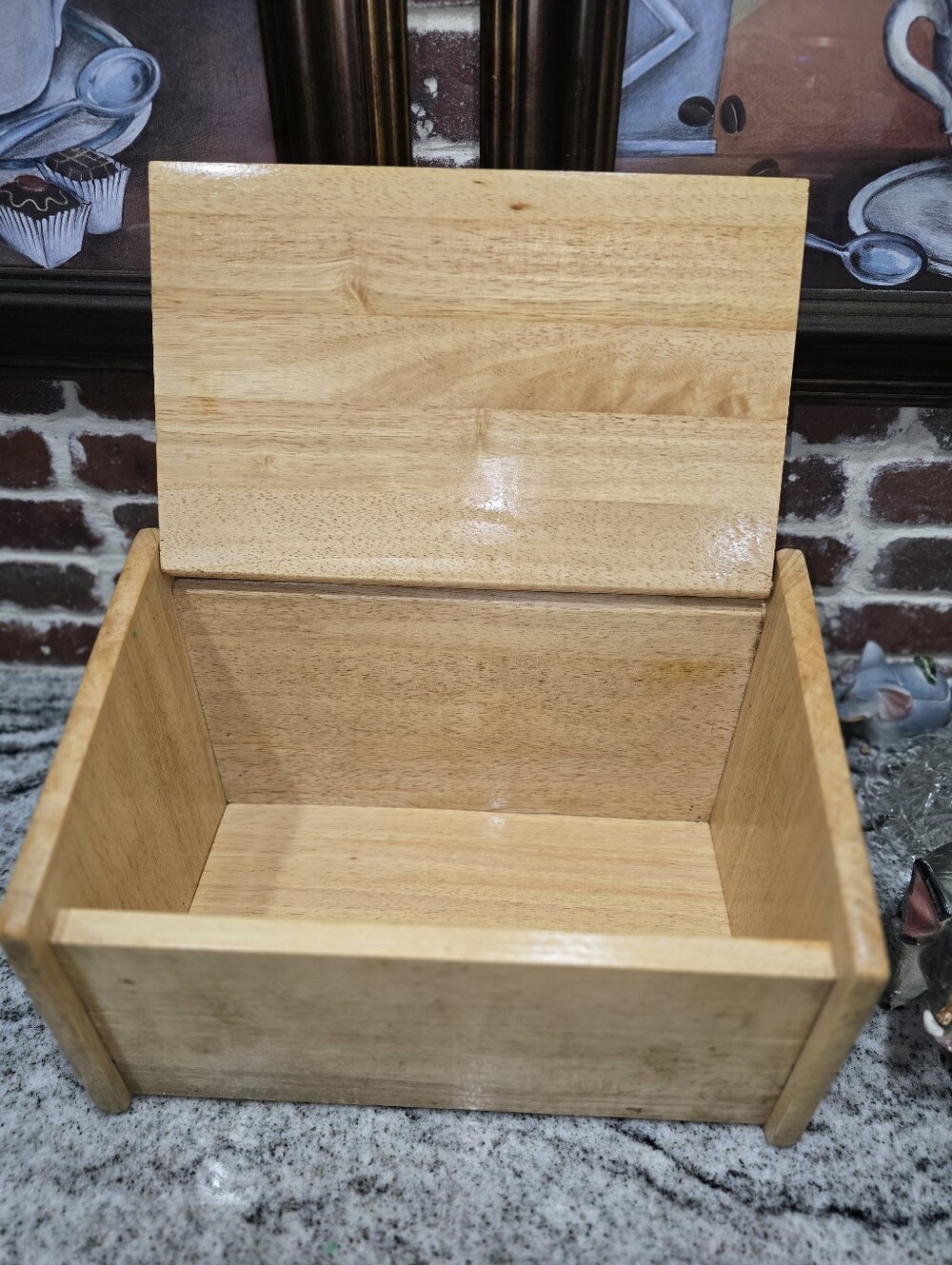 Bread Box - Picture 2 of 6